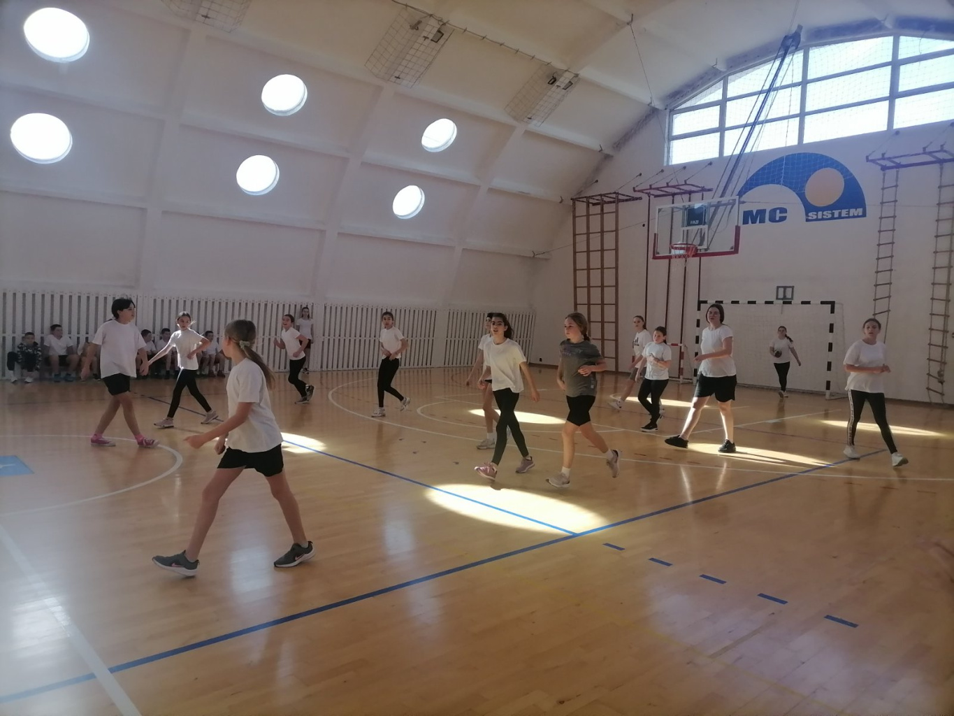 IMG-130094dd36c60caa34c7389d8b03189b-V.jpg IMG-130094dd36c60caa34c7389d8b03189b-V.jpg